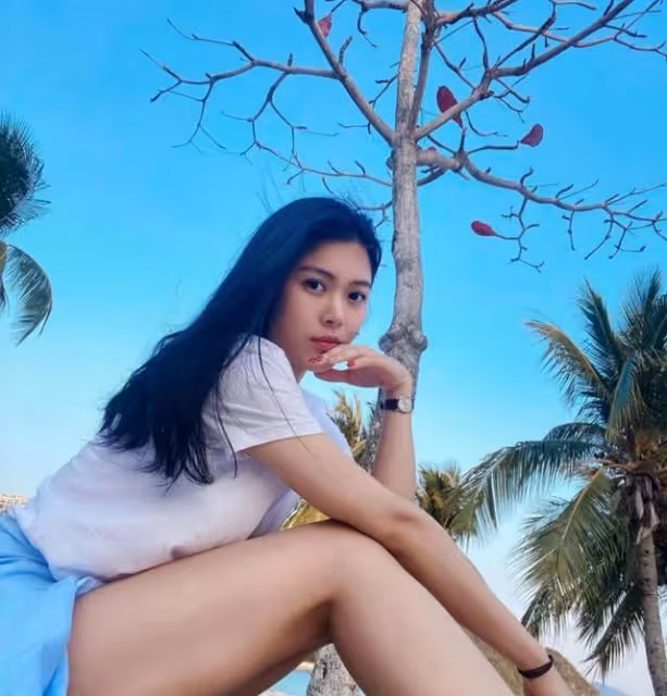 又走一個!知名港星侄女進TVB兩年不獲重用,離巢轉戰內地當女一