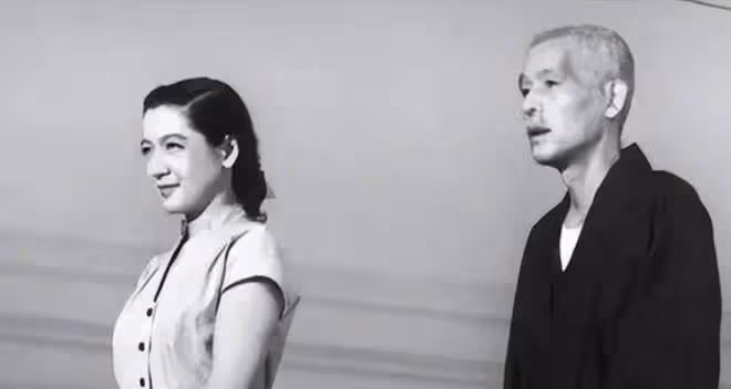 日本女演員原節子，被送給麥克阿瑟當情人，終生未婚，活到了95歲