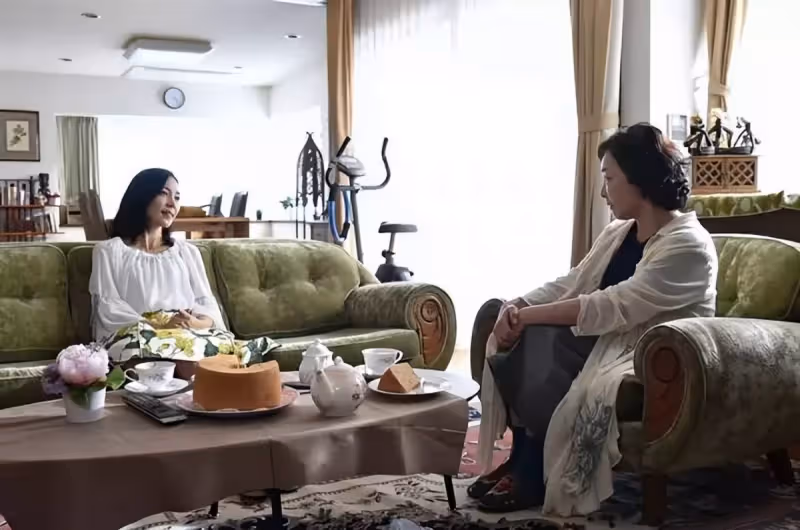 來兒子家住5天,婆婆感到心酸:「我說兒媳一句,我兒子回一句」
