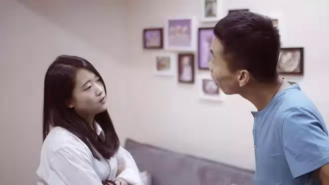 丈夫月薪幾萬,妻子卻每天拖拖地做做飯,婆婆:你看你娶的是什麼