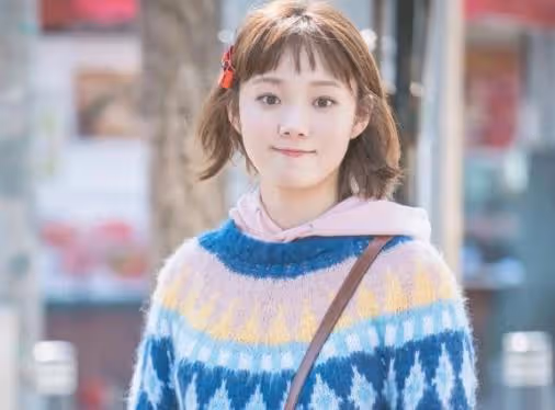 李聖經：模特出道，演戲唱歌樣樣行，與南柱赫戀愛四個月宣布分手