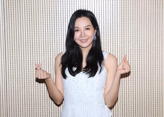 香港知名女星為轉運改名!單身多年自曝桃花運好,身邊不缺追求者