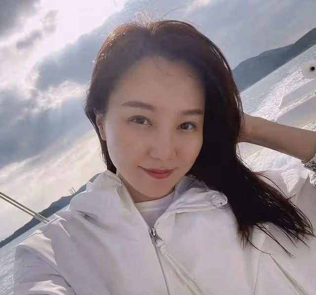 香港知名女星為轉運改名!單身多年自曝桃花運好,身邊不缺追求者