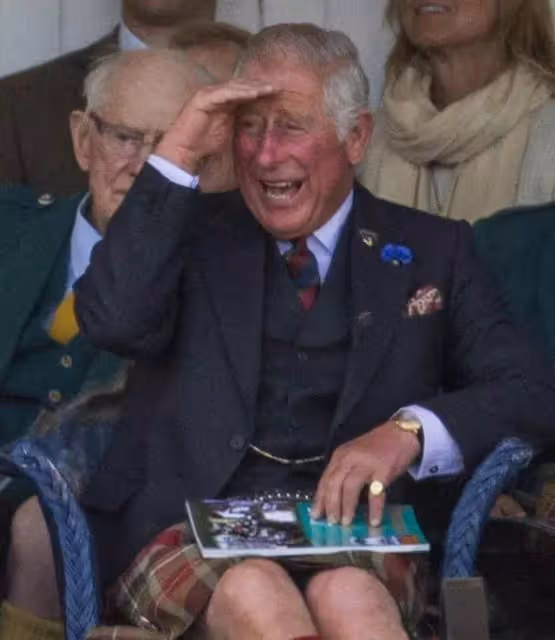 有媽的孩子像個寶,70歲查爾斯還撒嬌叫媽咪,96歲女王一臉寵溺:在媽媽眼裡永遠是孩子