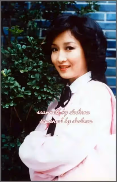 曾與趙雅芝齊名!事業巔峰為愛隱退「老公2次破產」不離不棄 「結婚40年無子女」感情甜蜜如初