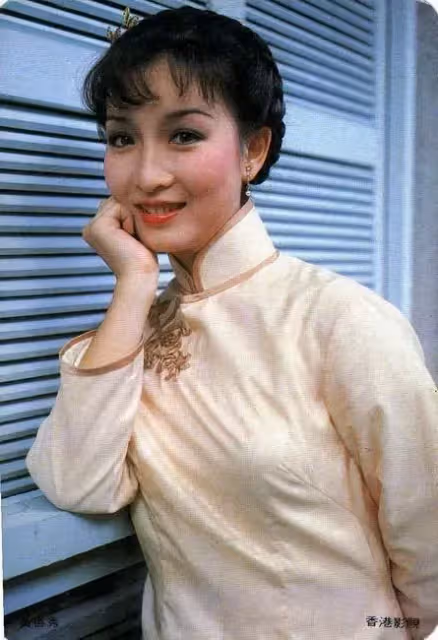 曾與趙雅芝齊名!事業巔峰為愛隱退「老公2次破產」不離不棄 「結婚40年無子女」感情甜蜜如初