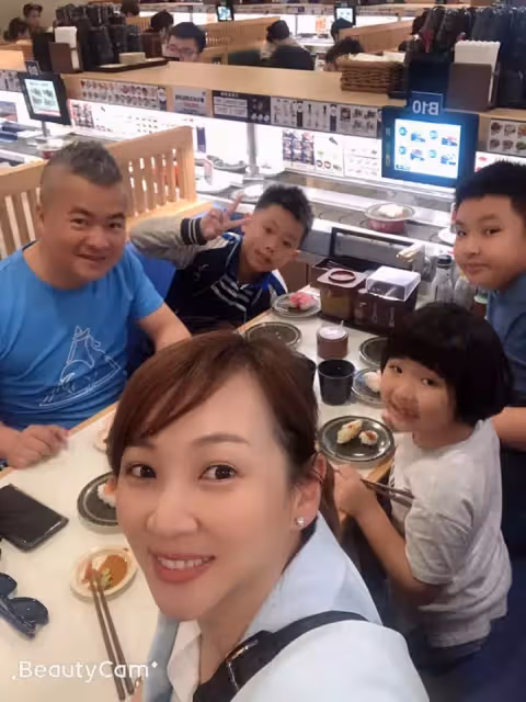 郁方從小缺母愛「豪門婆婆代母彌補」感情似姊妹 結婚15年「和公婆住上下樓」每天親自孝敬兩老