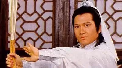 83版「最美華箏」隱退26年首現身,她是童安格的表妹,在事業正紅息影,現在年近六旬風采依舊,網:優雅老去很美