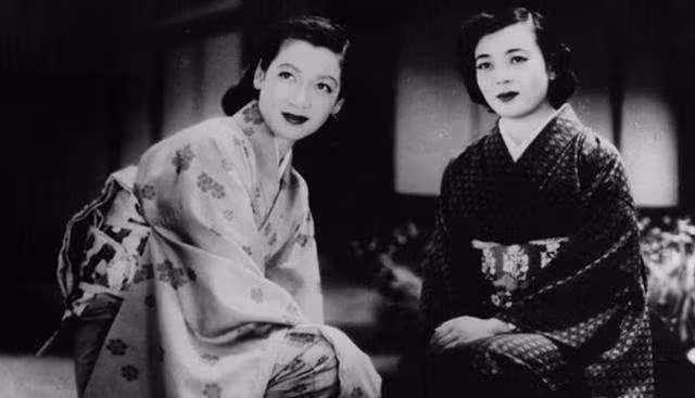 日本女演員原節子,曾被送給麥克阿瑟當情人,活到95歲病逝