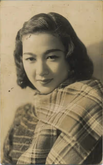 日本女演員原節子,曾被送給麥克阿瑟當情人,活到95歲病逝