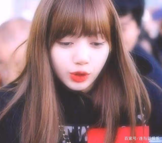 3位漫畫臉女神:中國鞠婧禕,韓國裴珠泫,看到Lisa:我愛了