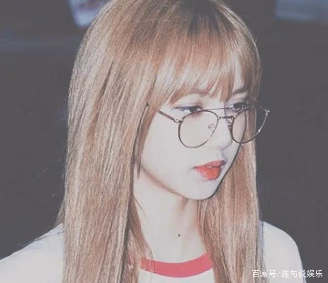 3位漫畫臉女神:中國鞠婧禕,韓國裴珠泫,看到Lisa:我愛了