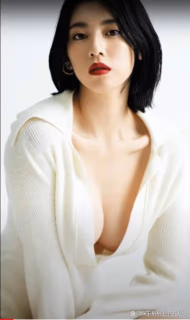 日本超模三吉彩花