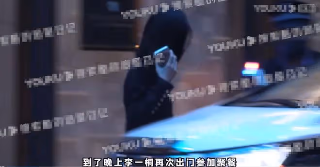 李一桐與小鮮肉被拍!兩人穿情侶裝同回酒店,男方行為霸道引熱議