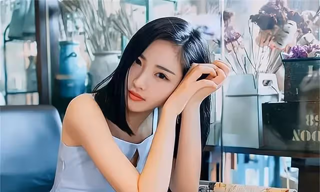 AA制婚姻，3年後丈夫崩潰：孩子不生公婆不養，發工資就給小舅子