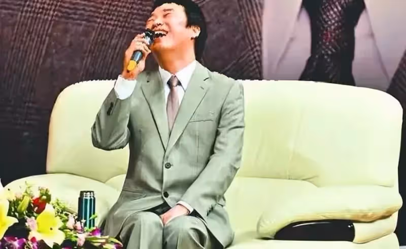 66歲還未婚的費玉清,20億資產無人繼承,出道多年,低調做公益:行善不被人知