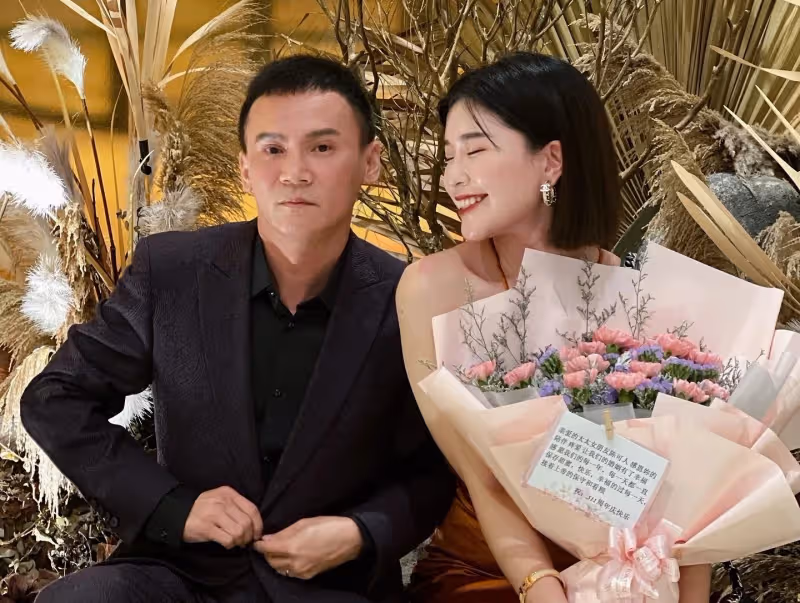 感激愛妻陪伴熬過人生低谷　湯小康寫歌告白：要跟你白頭到老