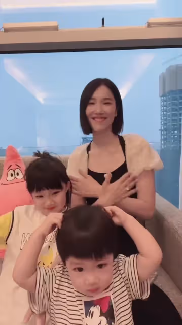 李亞男攜2愛女跳手指舞　大女兒Gabby被指「縮小版王祖藍」