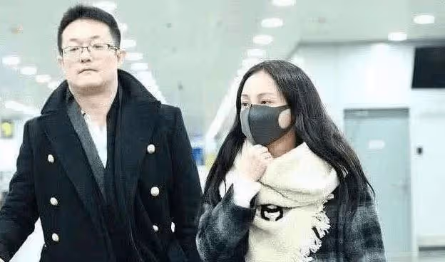 姚笛崩潰大哭!曝光6年前的真相,難怪文章離婚後不敢和她在一起