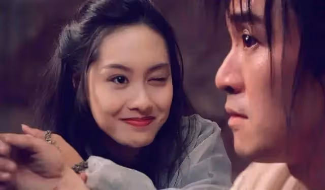 兜兜轉轉16年!49歲情歌天后「與周星馳情斷後」嫁二婚初戀 不懼當後媽「結婚9年不生子」被寵成少女