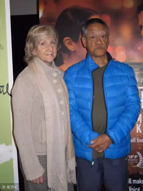 身家35億,80歲吳耀漢曾拍一部戲買一棟別墅,兒子與女友成婚卻被女方家嫌窮,網全傻眼