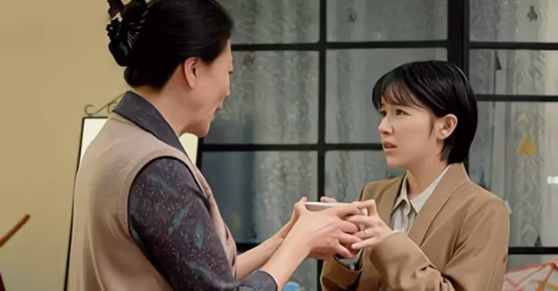 和兒媳鬥了五年，離婚時兒媳的一條朋友圈，婆婆卻痛哭了：我輸了