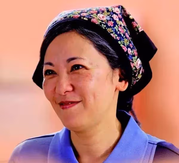 清潔婦長期被上司輕視「一輩子撿角掃地」忍辱35年,遞離職信「直接電翻經理」14萬人點贊:超解氣!
