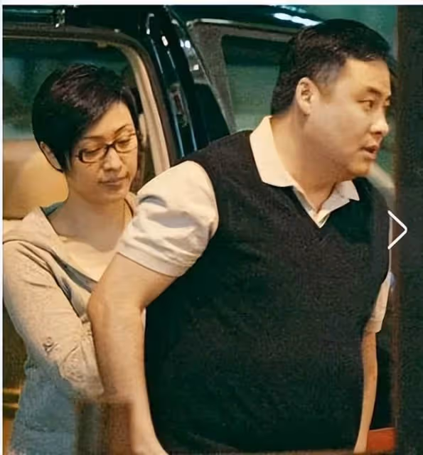55歲陳法蓉疑似有新戀情!喊話只想做愛情的傻瓜,無名指婚戒搶眼