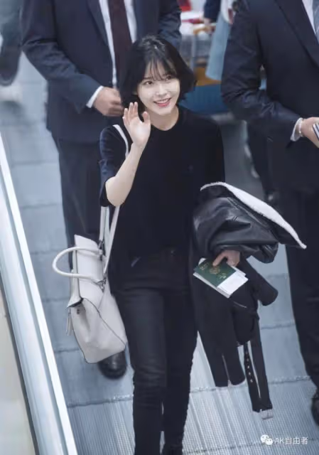 韓國歌手IU:曾被騙數千美元,如今成人生贏家