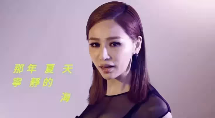 王心淩臉又變了,崩塌顏值又回春,生圖下也能找回「甜心教主」的味道,比臉僵時美太多