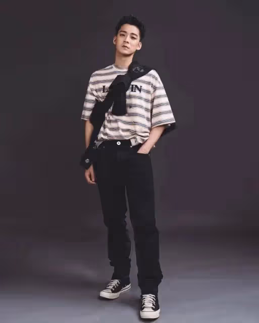 新火花！TVB前人氣小生離巢半個月突然亮相對手台，自曝期待合作