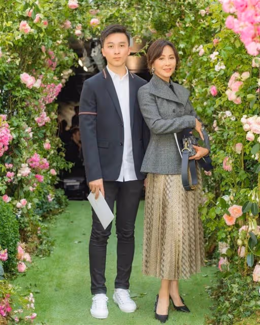 劉嘉玲為學霸侄兒慶生　情同母子...傳將繼承8億身家！