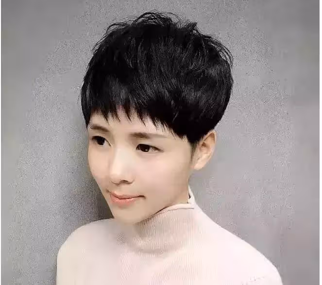奔四奔五的女性,如果有白頭髮,儘量別留3種髮型,顯老沒氣質!