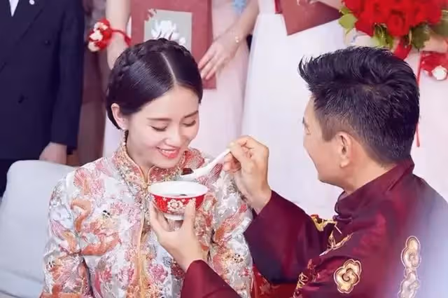 有種整容叫嫁對人,這8位女星婚後越來越美,最後一位讓人羨慕