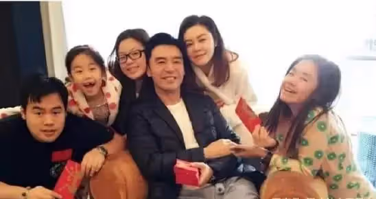 定居內地的港星現狀:有人賺得盆滿缽滿住5億豪宅,有人蝸居小縣城無戲可接!