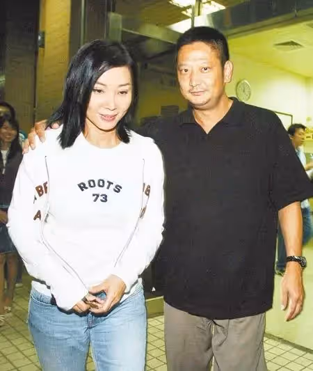 曾下跪認乾媽！陳美鳳「疑對羅志祥開示」　深夜發文「過來人的心聲」網友：太中肯了
