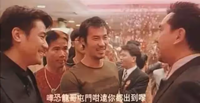 「恐龍哥」林偉亮，從型男變身方丈，身材高大六塊腹肌，33歲時忽然大徹大悟，出家11年容貌大變，網友：要學會放下