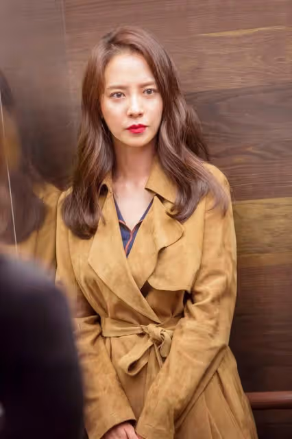 玄彬孫藝珍結婚了，韓國演藝圈40歲以上的優質演員還有誰單身？