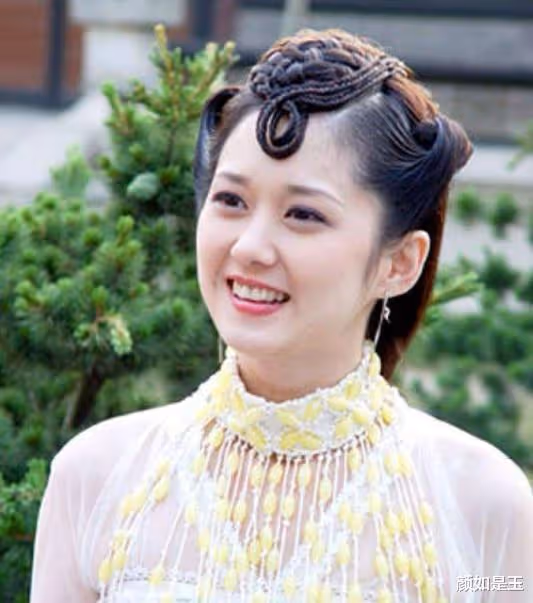 她當年紅遍中國,因一句「沒錢就去中國」被封殺,如今活成這樣