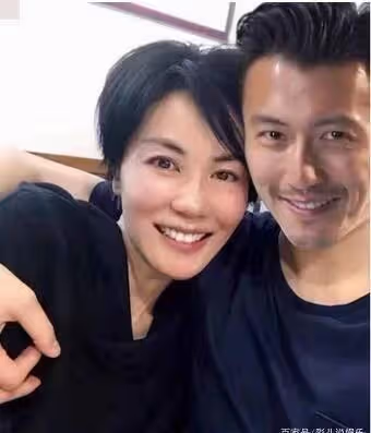 世紀級「鋒菲戀」！歷經波折後終成佳話？完美詮釋破鏡可重圓