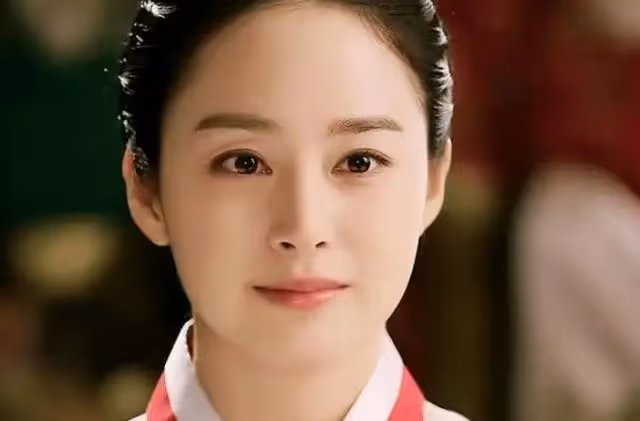 白富美?金泰熙:韓國公認的「第一天然美女」,後嫁給天王Rain