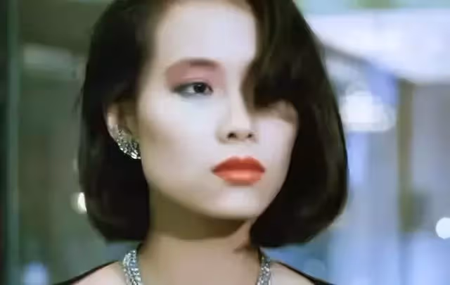金像獎第一位雙料影后，結婚34年丈夫出軌八次，她的故事不簡單