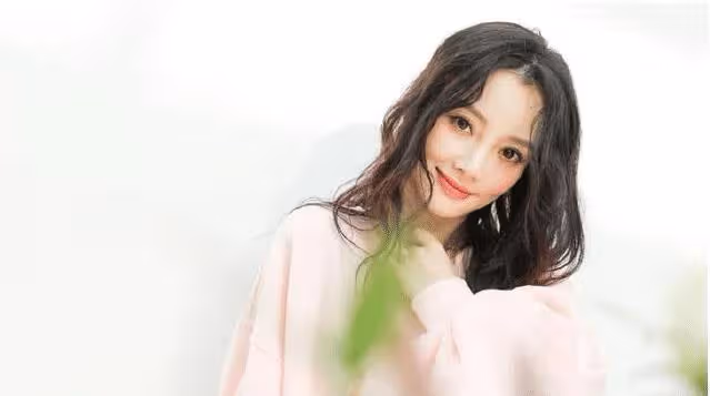李小璐大方公布戀情?男方是一名主持人,李小璐爸爸表示支持