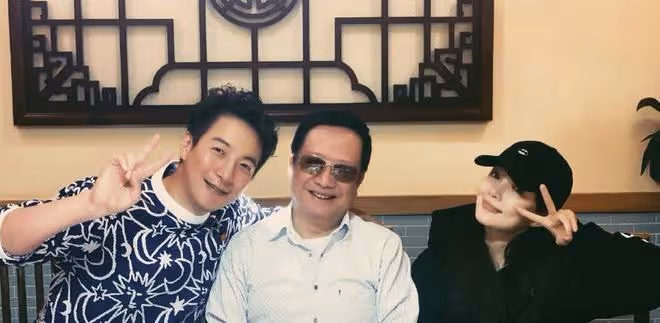 李小璐大方公布戀情?男方是一名主持人,李小璐爸爸表示支持