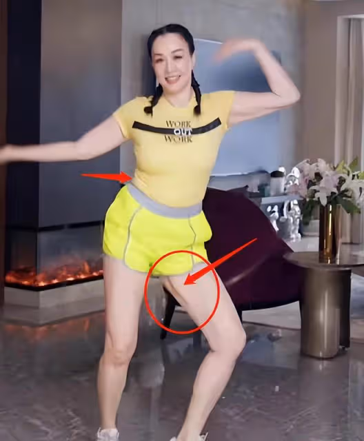 鍾麗緹穿超短褲運動,大腿粗壯腰間贅肉明顯,網友:姐姐老了