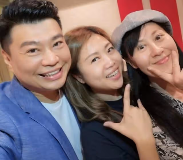 自責！TVB知名綠葉自曝遺憾曾阻止媽媽再拍拖，爸爸早年因病離世