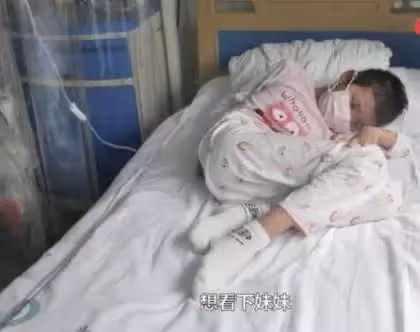 為救妹妹,16歲少年「深夜搬貨」打工,每天工作11小時苦撐:哥哥再也不玩耍了!