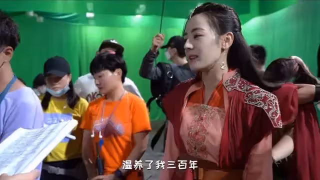 《恰似故人歸》發殺青特輯,任嘉倫熱巴開心擊掌,刪減了好多戲份