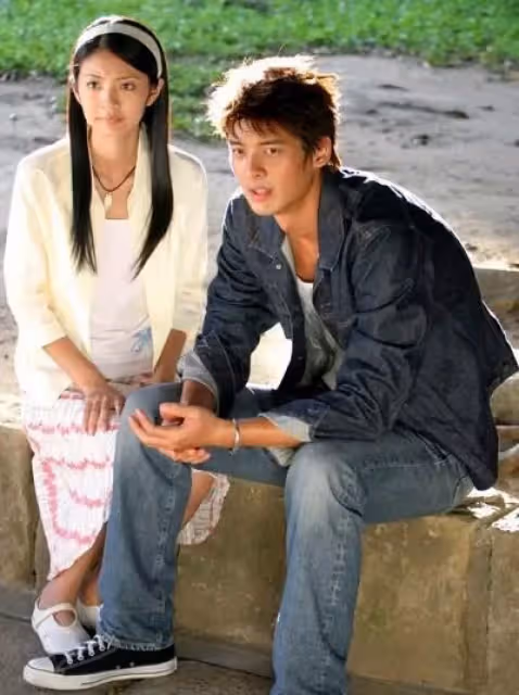 散發貴公子氣息!男星拍戲爆紅「在台消失18年」早已組成甜蜜家庭 「推掉一棟房收入」停工2年樂當包租公