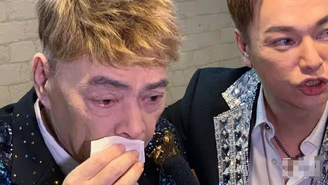 69歲港星張偉文在養老院自殘，用頭撞牆猛拍床板，隨意拋物被投訴